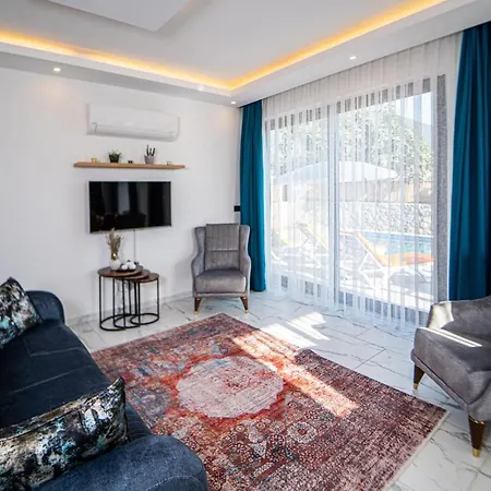 Parla Hotell 4*