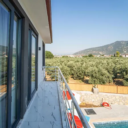 Hotell Parla 4*