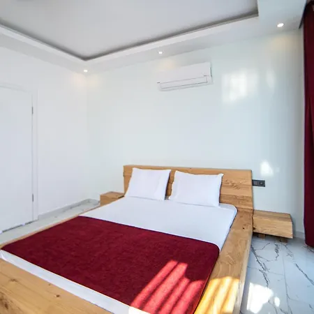 Hotel Parla 4*